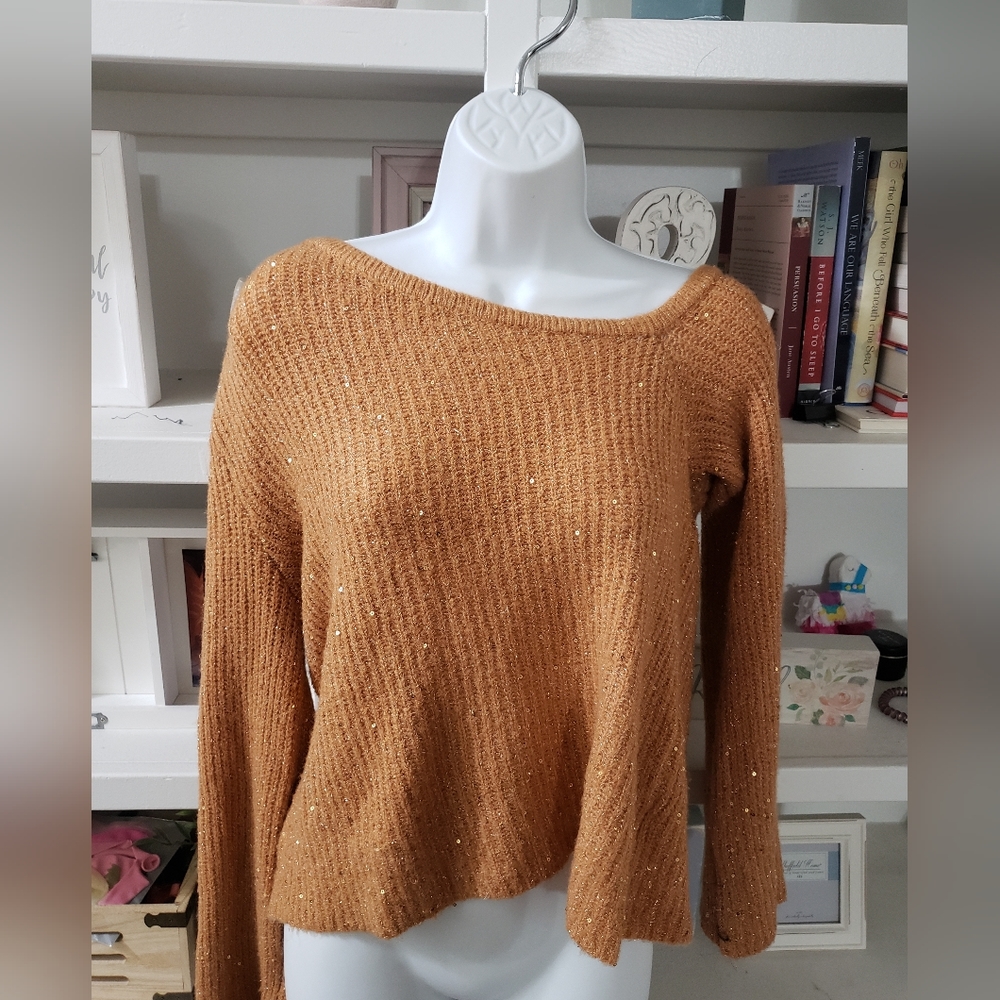 Express Golden SweaterShirt (black tank top excluded)